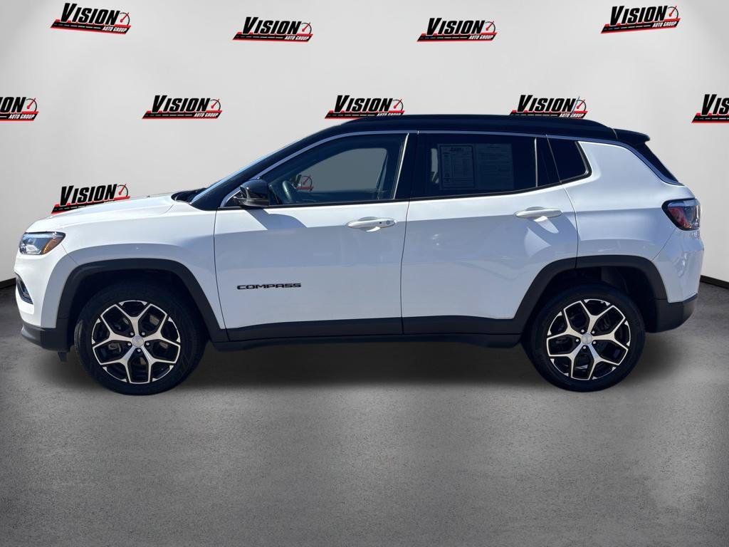 Used 2024 White Jeep Limited image 9