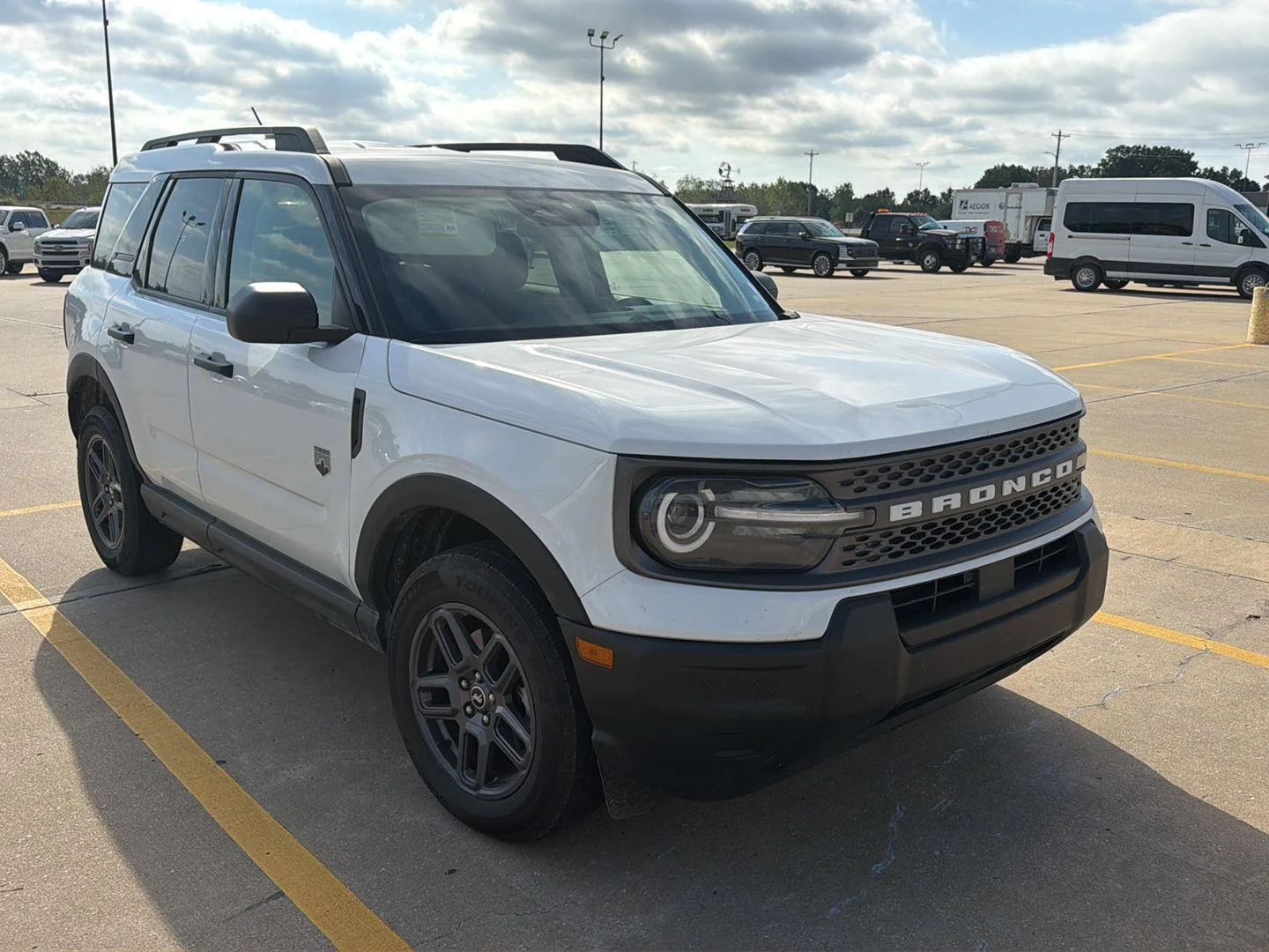 Used 2025 Oxford White Ford Big Bend image 2