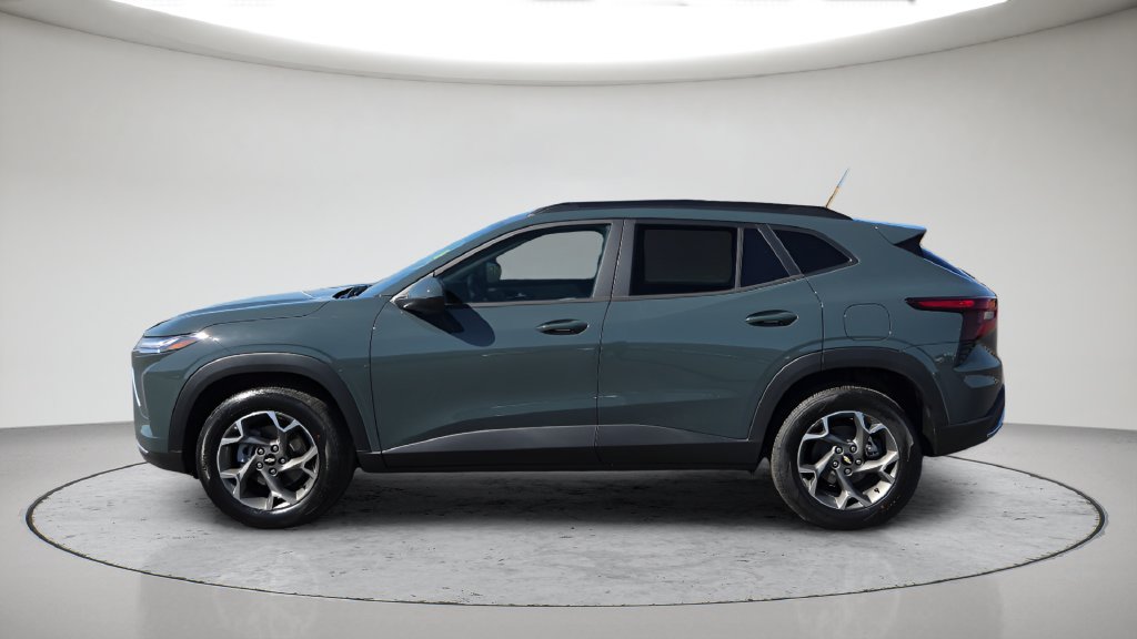 2026 Chevrolet Trax LT - Photo 14