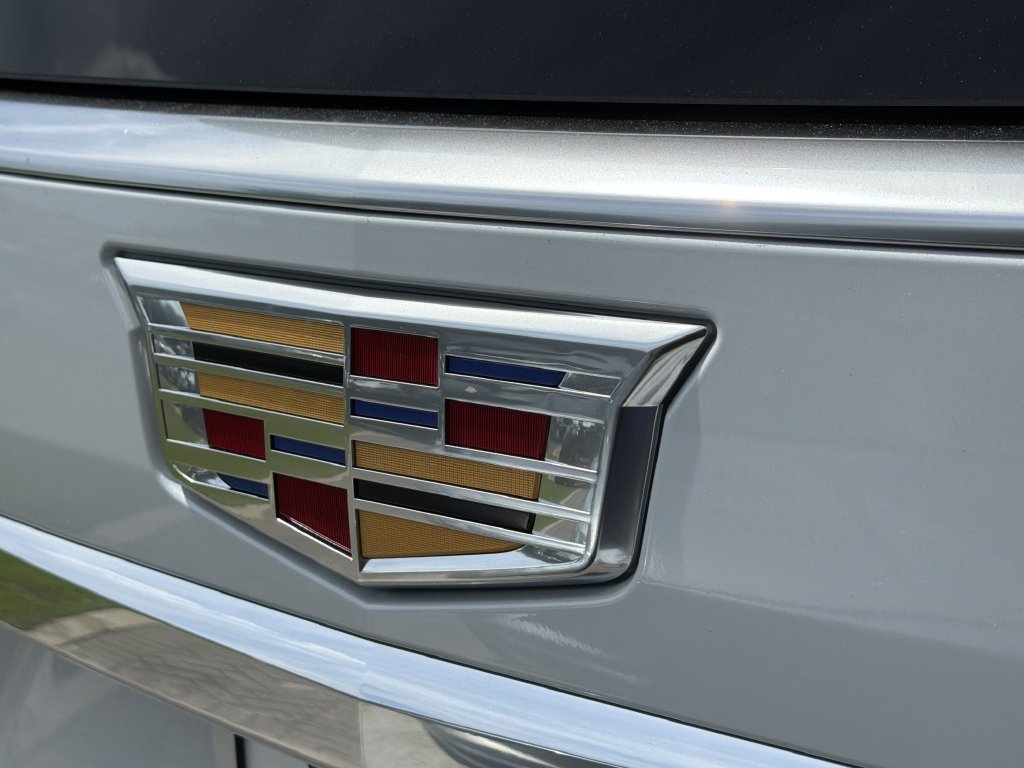 2026 Cadillac Escalade Luxury - Photo 11