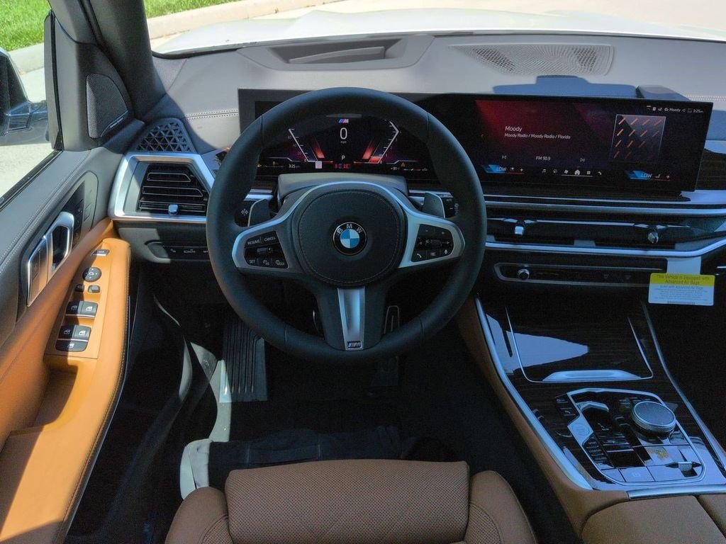 New 2026 White Metallic BMW xDrive40i image 16