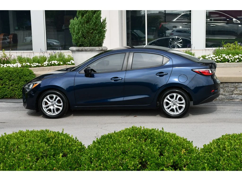 Used 2017 Abyss Toyota Base image 7