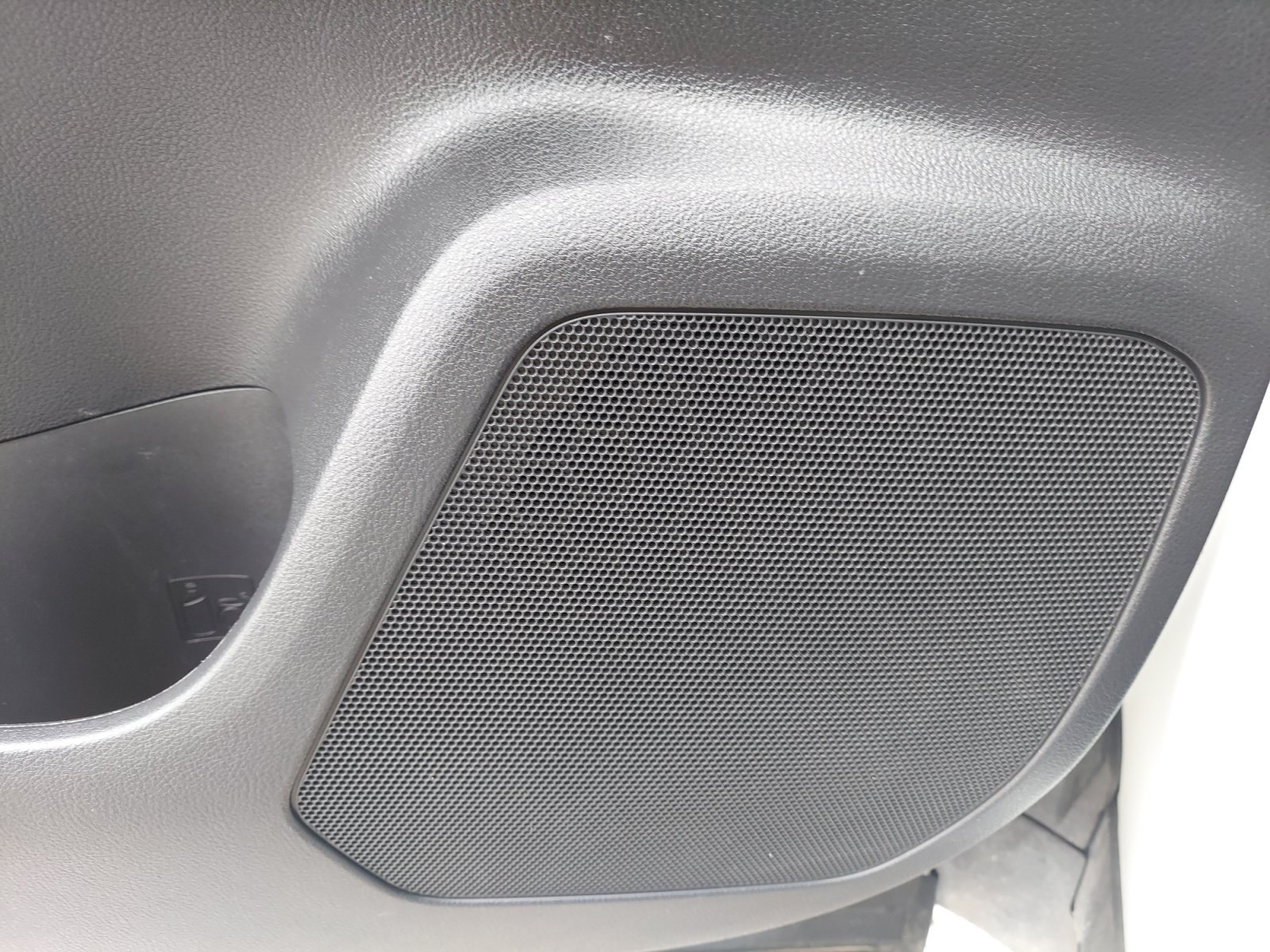Used 2024 Wind Chill Pearl Toyota XLE image 26