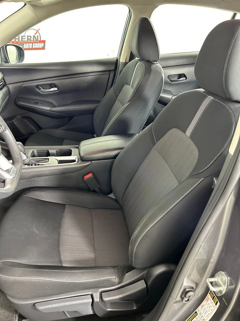 Used 2025 Gray Nissan SV image 12