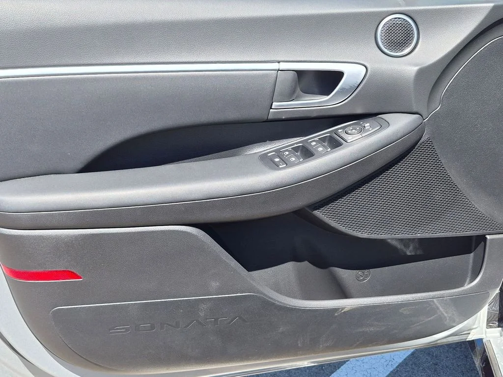 Certified Used 2026 Silver Hyundai SEL Sport image 11