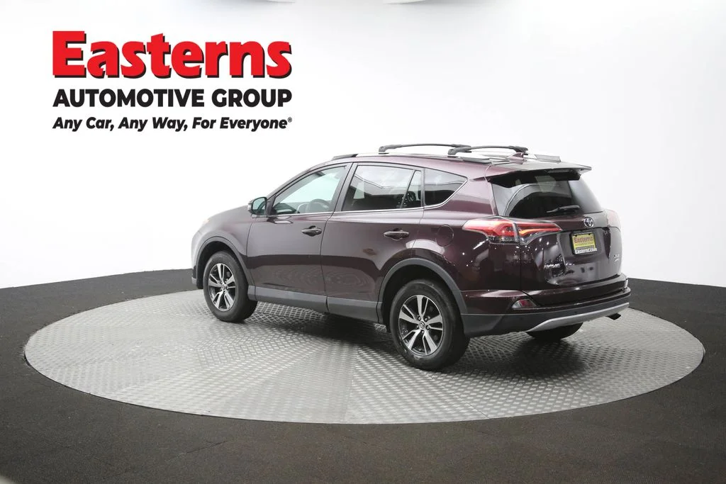 Used 2016 Black Toyota XLE image 65