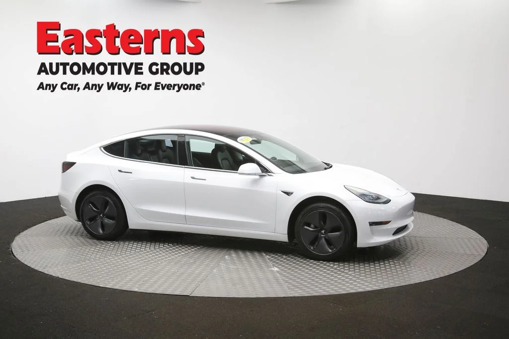 Used 2018 White Tesla Mid Range image 41