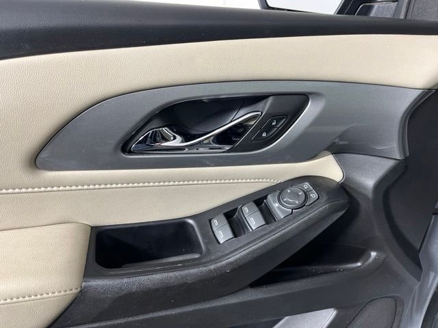 Used 2023 Gray Chevrolet LS image 16