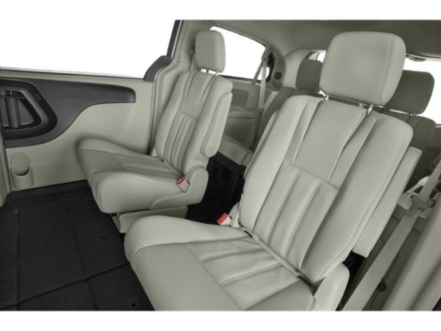 Used 2015 Cashmere/Sandstone Pearlcoat Chrysler Touring image 17