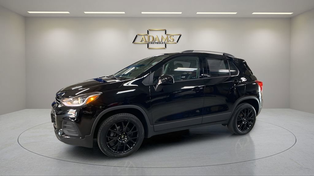Used 2022 Chevrolet Trax LT with VIN KL7CJPSM8NB557668 for sale in Havre de Grace, MD