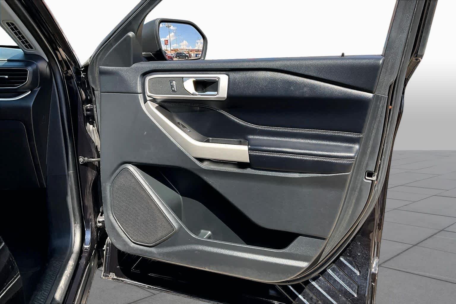 Used 2021 Agate Black Ford XLT image 23