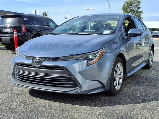 2024 Toyota Corolla LE - Photo 30