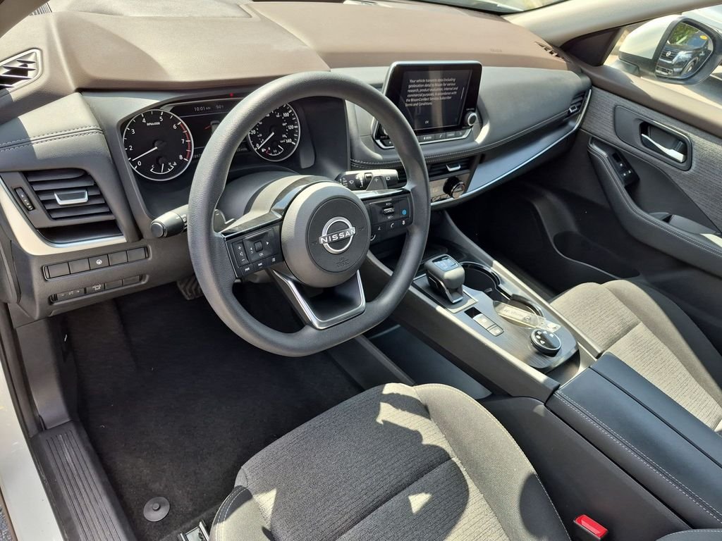 Certified Used 2023 Pearl White Nissan SV image 14