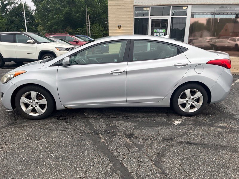 Used 2011 Silver Hyundai GLS image 8