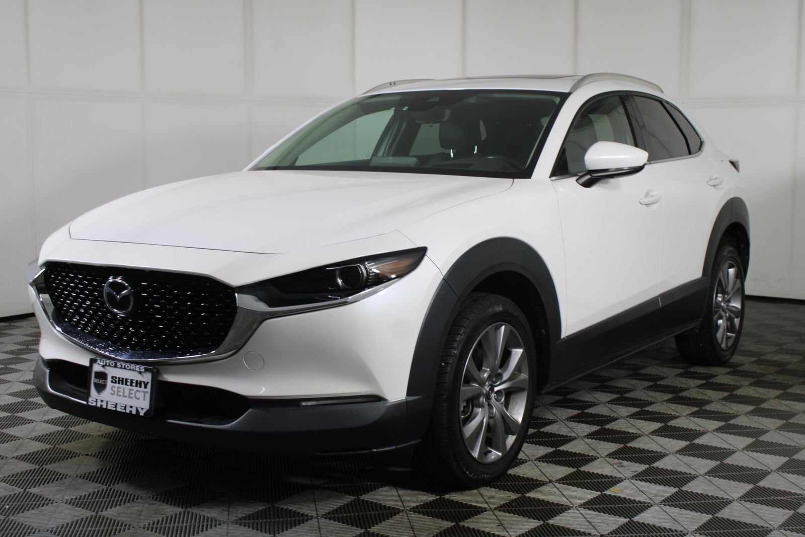 Used 2021 White Mazda Premium image 3