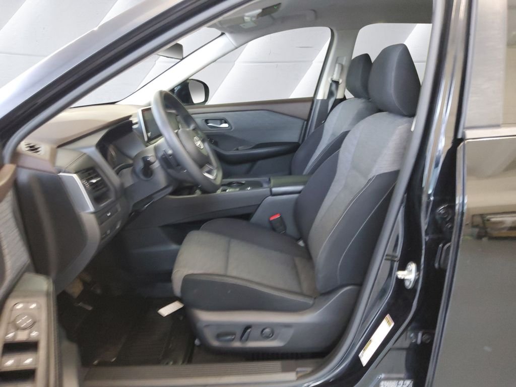 Used 2023 Black Nissan SV image 7
