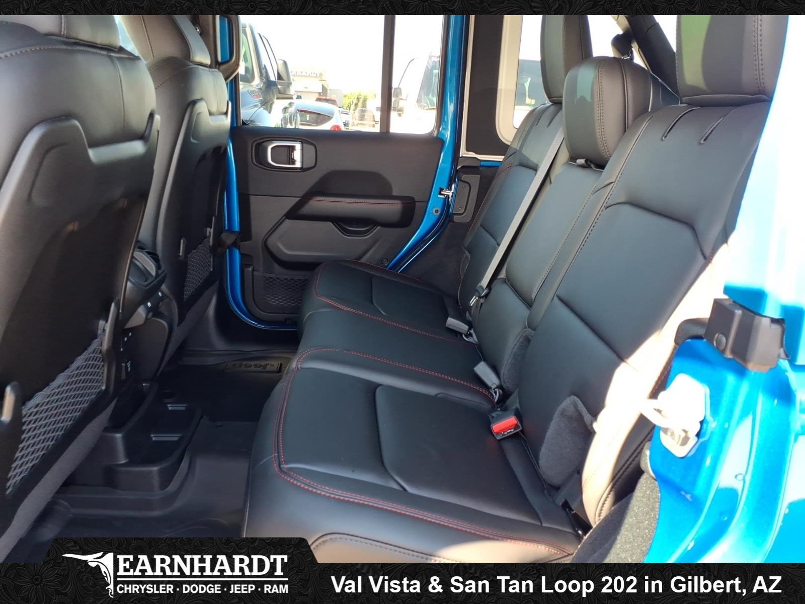 New 2027 Hydro Blue Pearl-Coat Paint Jeep Rubicon X image 7