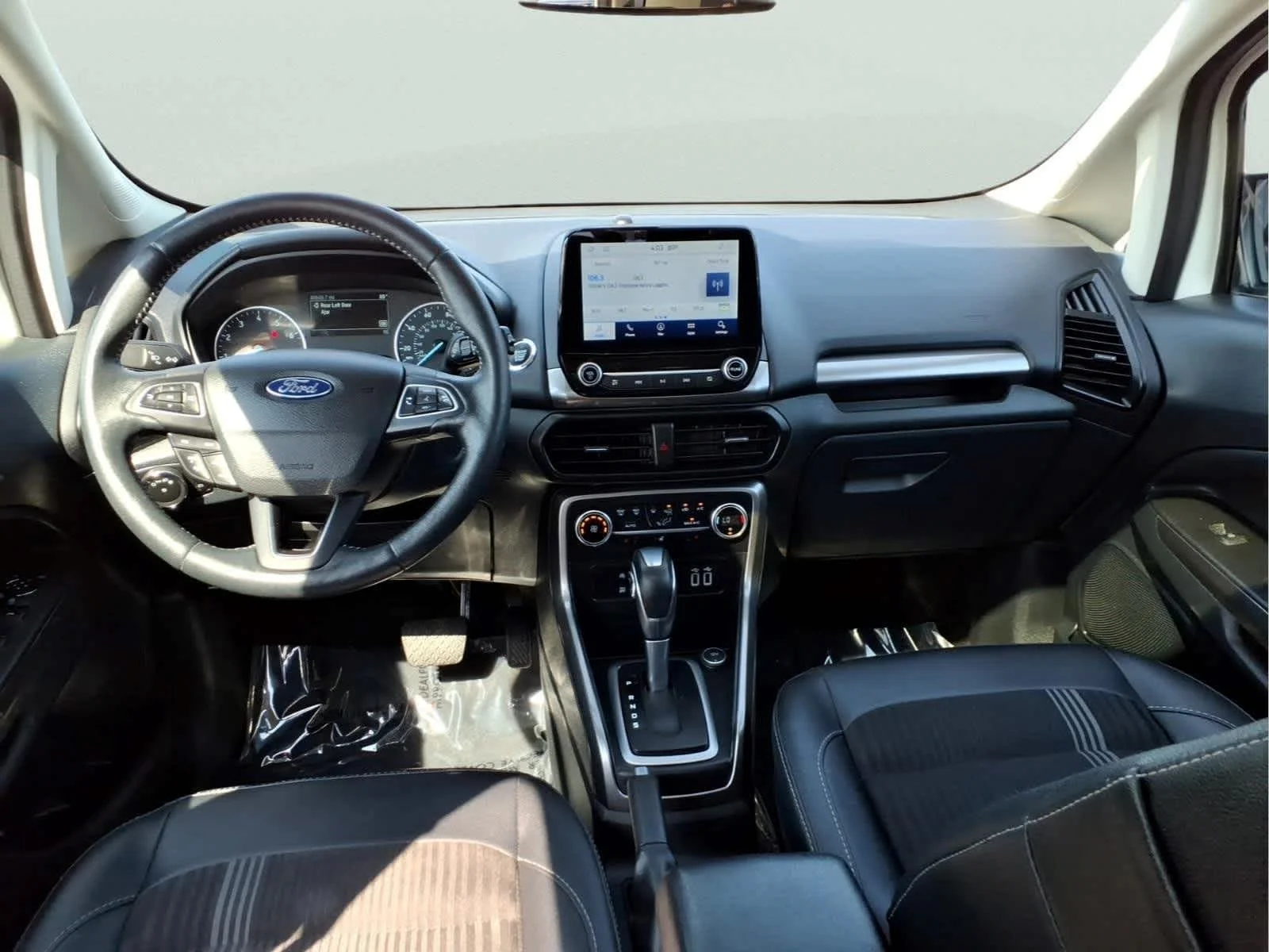 Used 2022 Diamond White Ford SES image 18