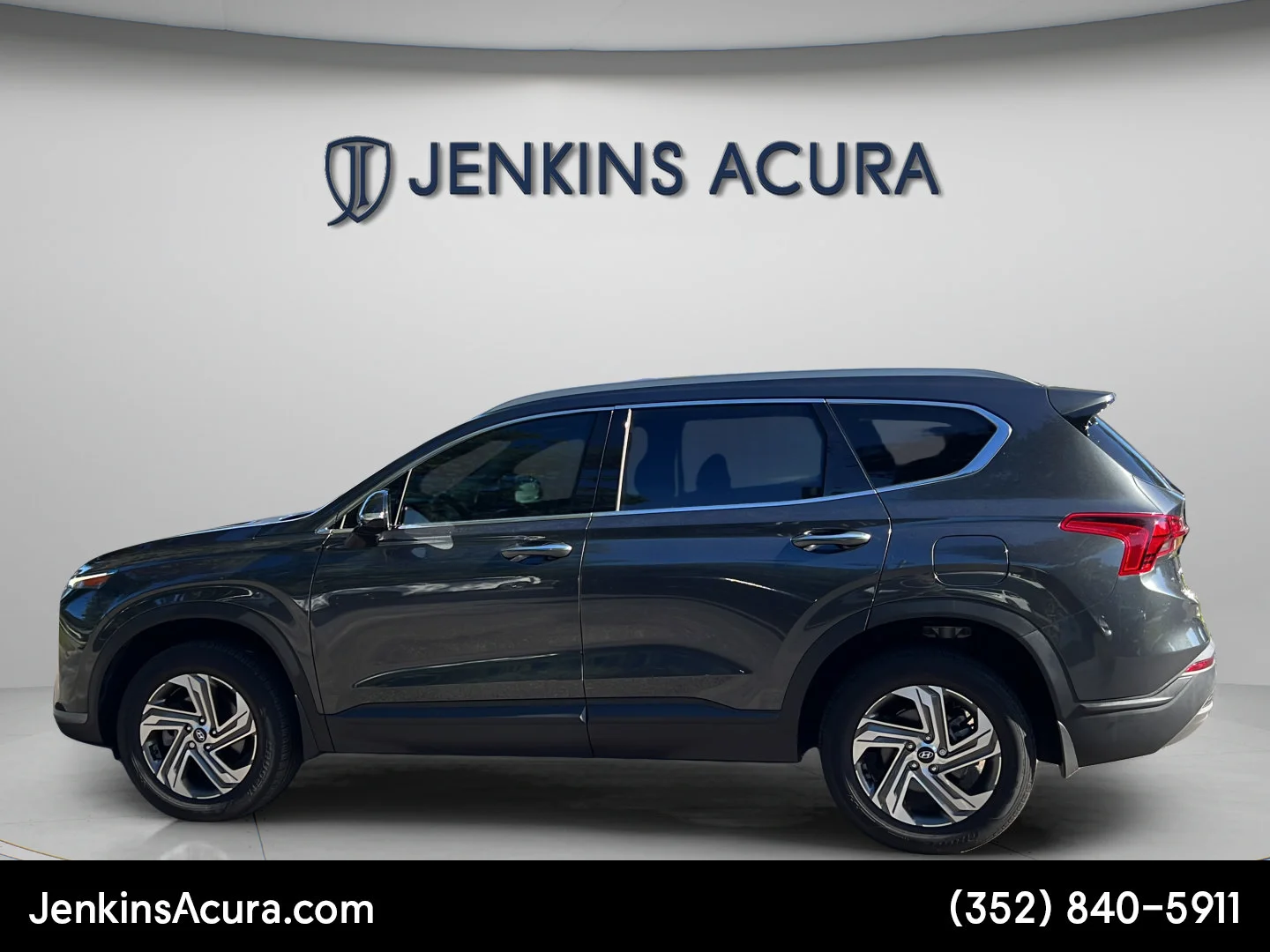 Used 2023 Portofino Gray Hyundai SEL image 4