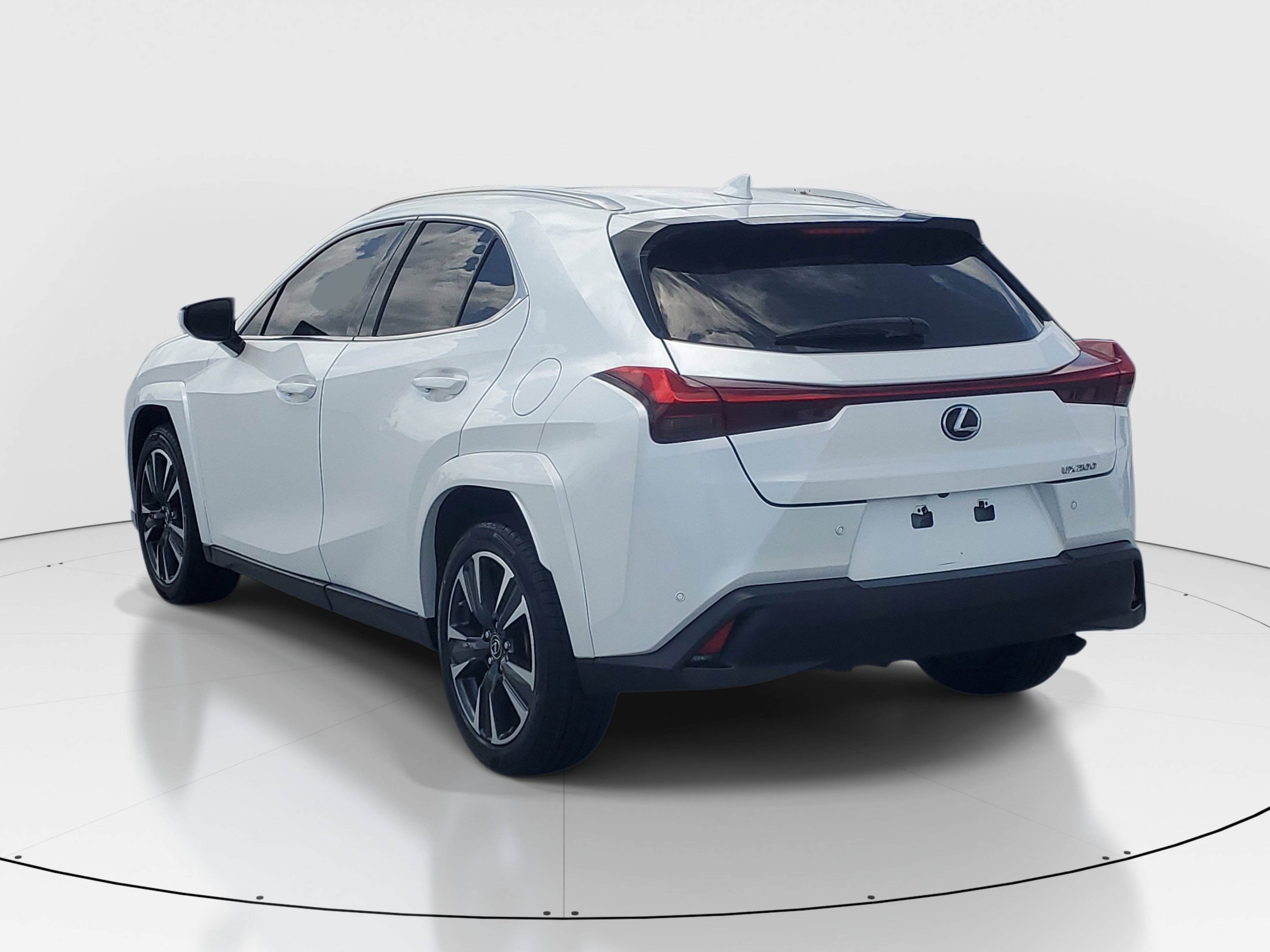 Certified Used 2022 White Pearl Lexus UX 200 image 5