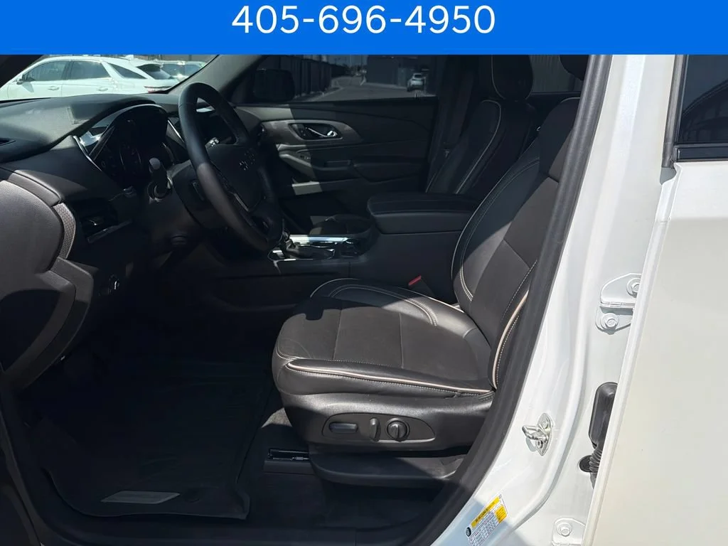 Pre-Owned 2022 Chevrolet Traverse Premier
