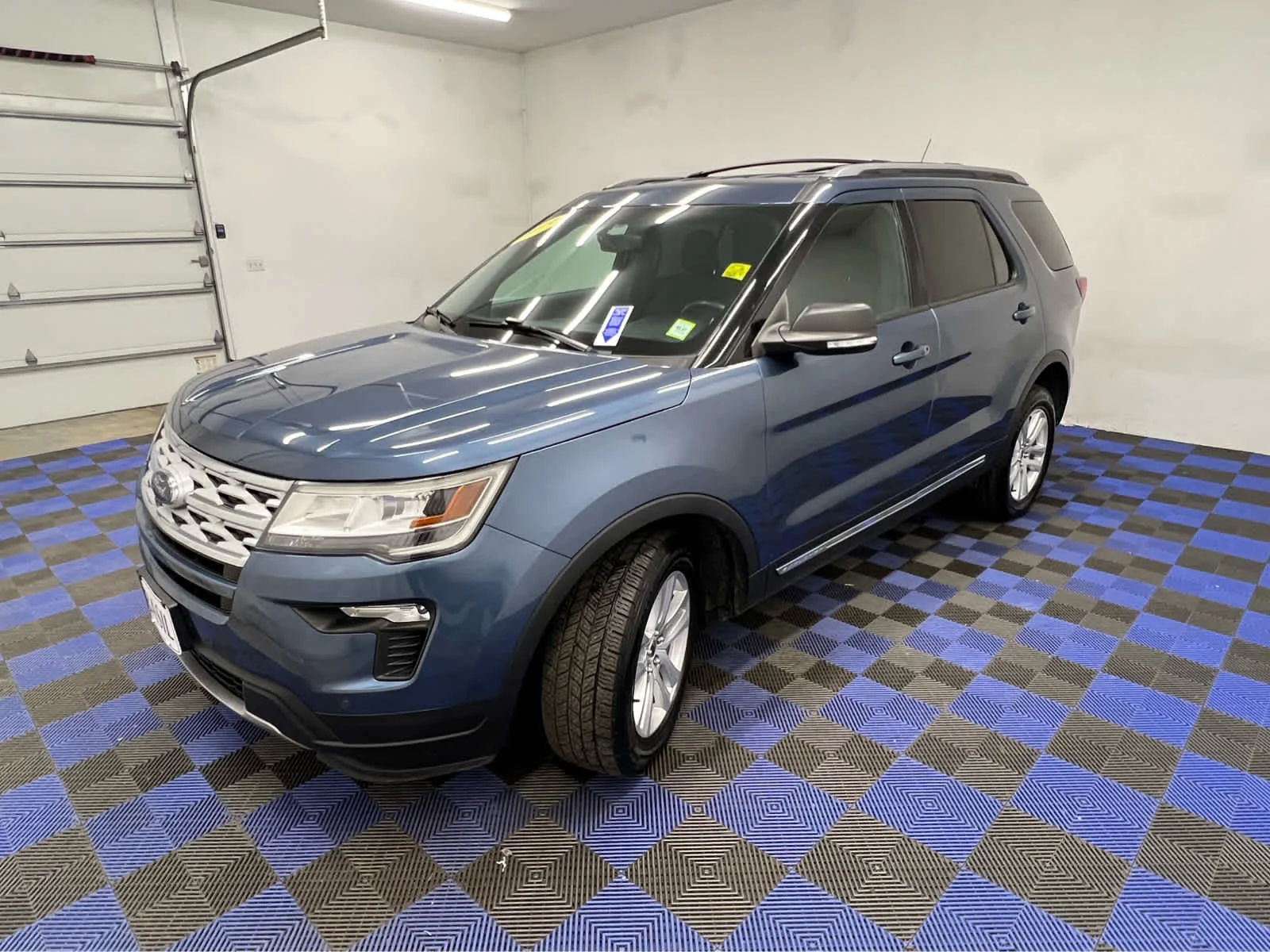 Used 2019 Blue Metallic Ford XLT image 8