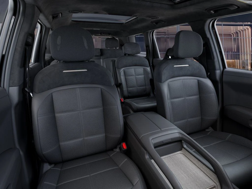New 2027 Black Kia SX Prestige image 15