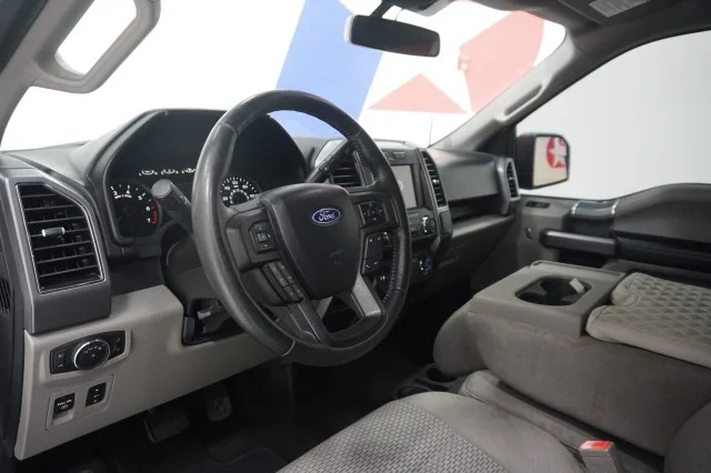 Used 2020 Oxford White Ford LARIAT image 17