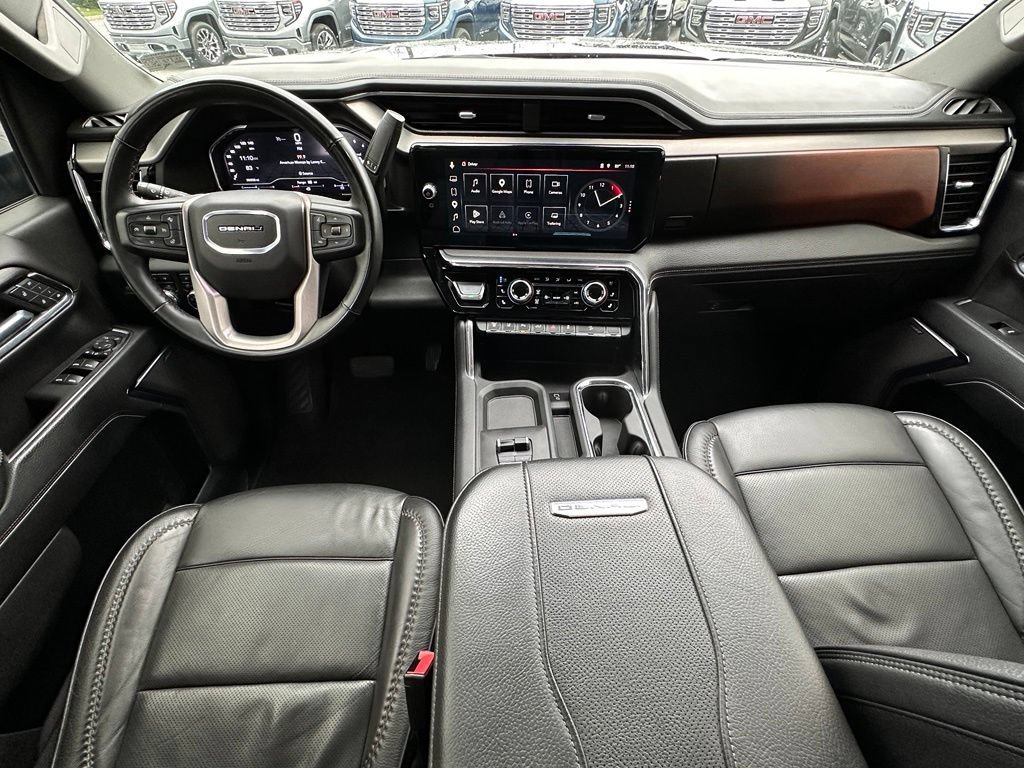 Used 2024 Onyx Black GMC Denali image 31