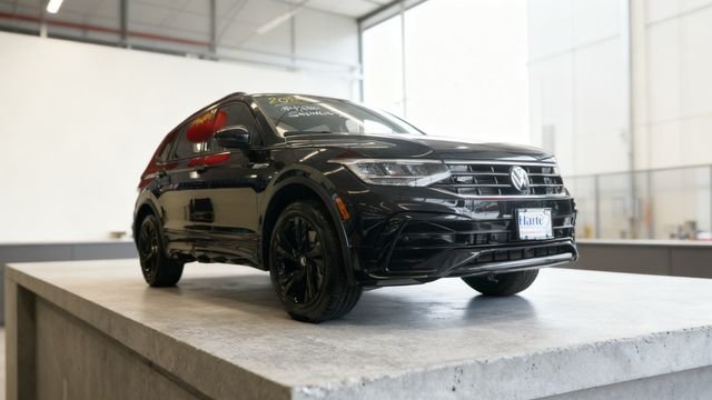 2024 Volkswagen Tiguan SE R-LINE BLACK