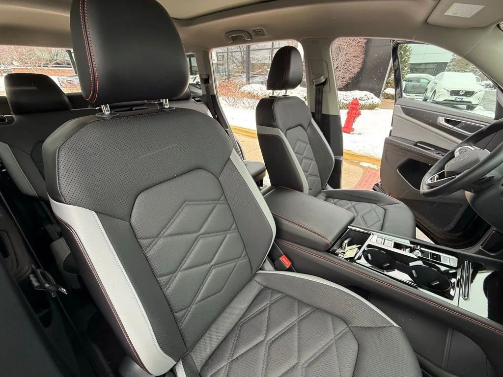 2024 Volkswagen Atlas Atlas Peak Edition - Photo 26