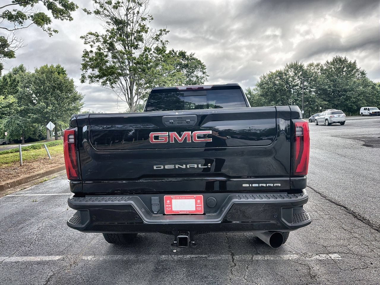 Used 2024 Onyx Black GMC Denali image 7