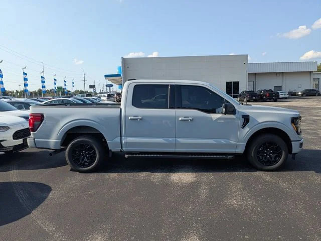 Used 2026 Avalanche Ford XLT image 6