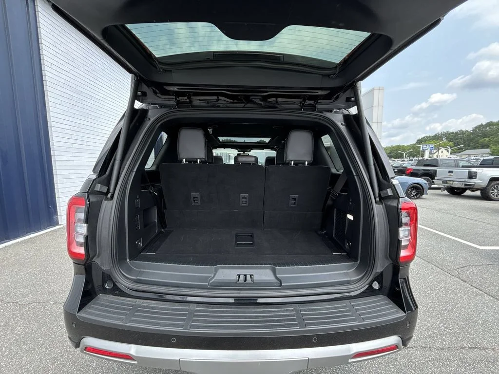 Used 2024 Black Ford Platinum image 22