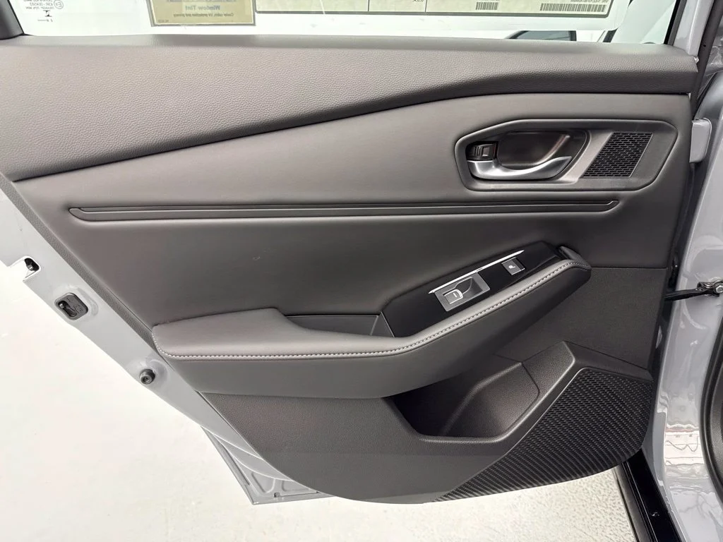 New 2026 Urban Gray Pearl Honda Touring image 14