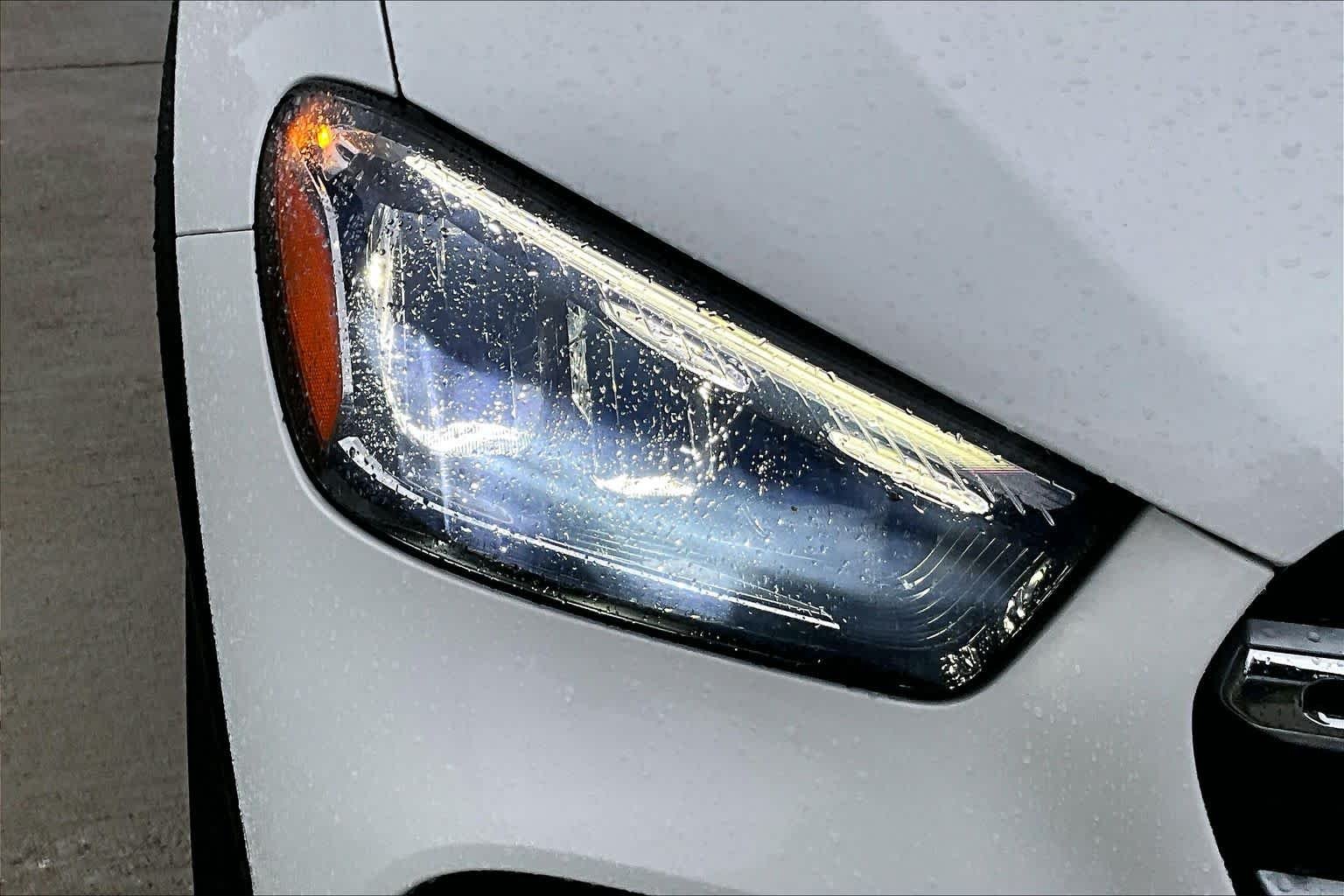 Used 2024 Polar White Mercedes-Benz GLE 350 image 56