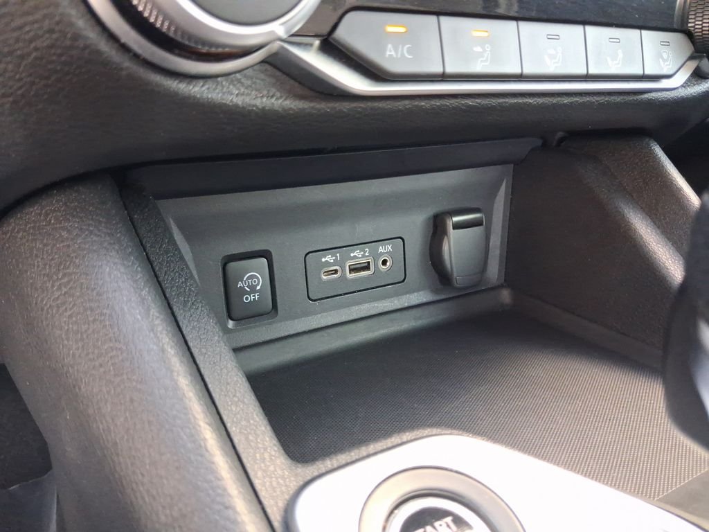 Used 2024 Gray Nissan SV image 21