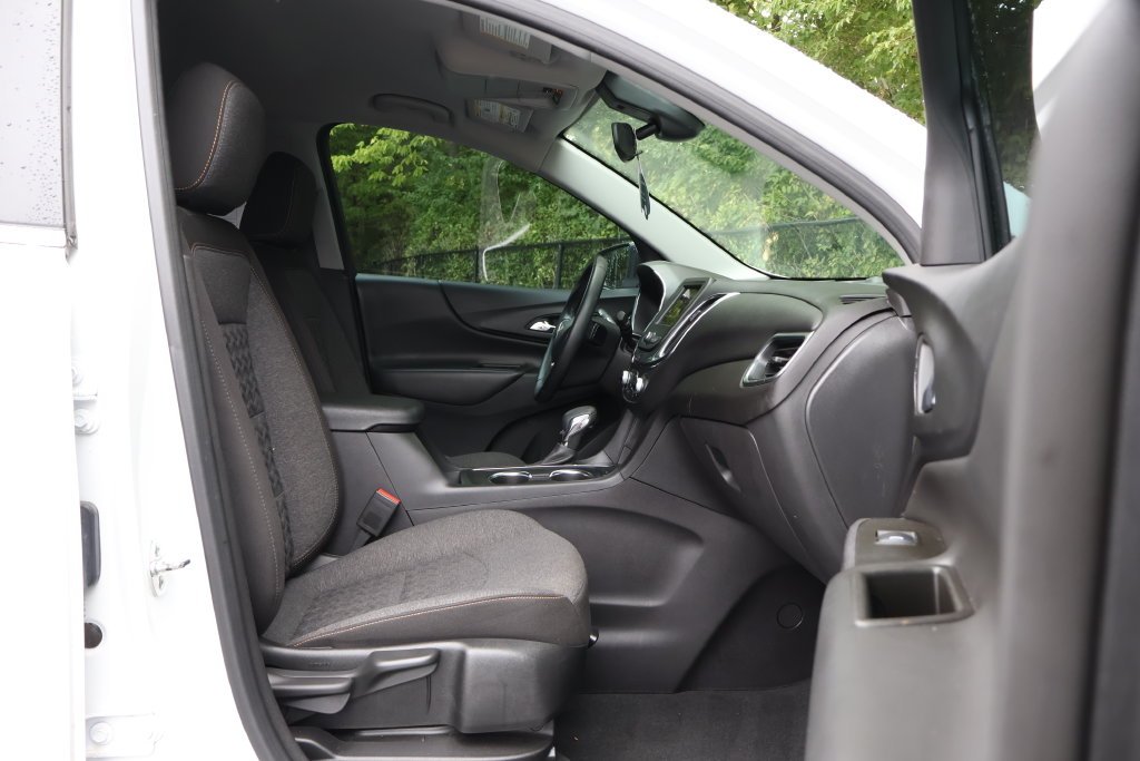 2024 Chevrolet Equinox LT - Photo 40