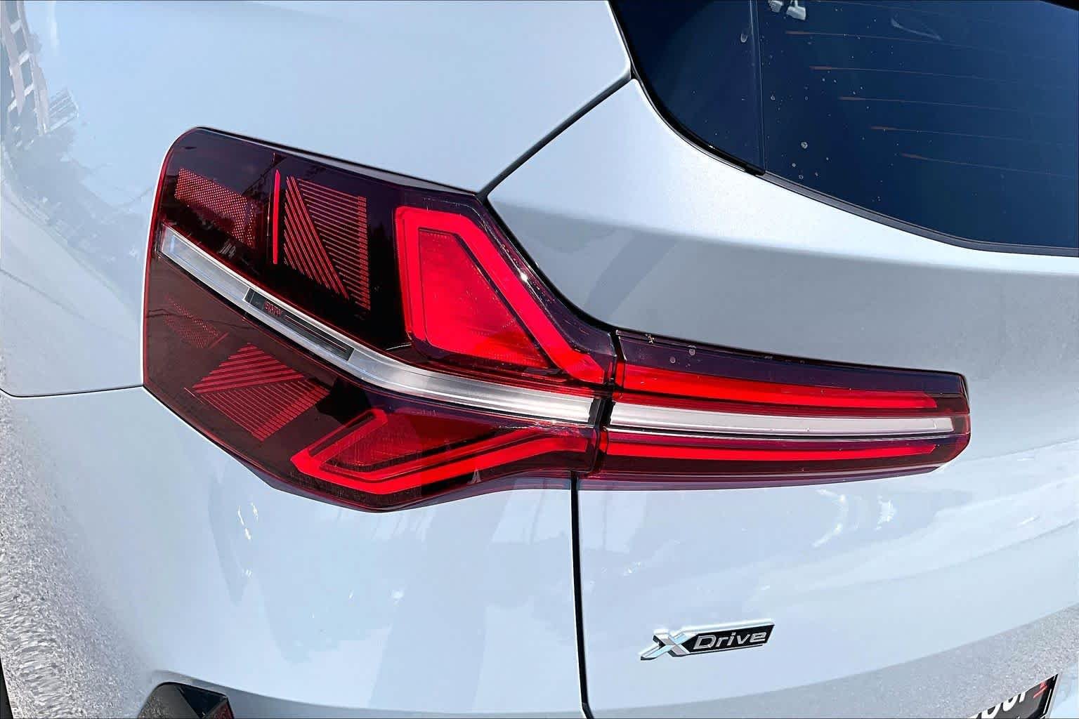 2026 BMW X3 30 - Photo 27