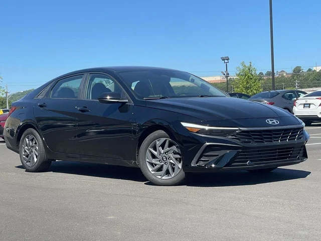 2024 Hyundai Elantra SEL