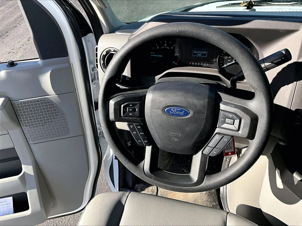2026 Ford E-Series Cutaway Base - Photo 18