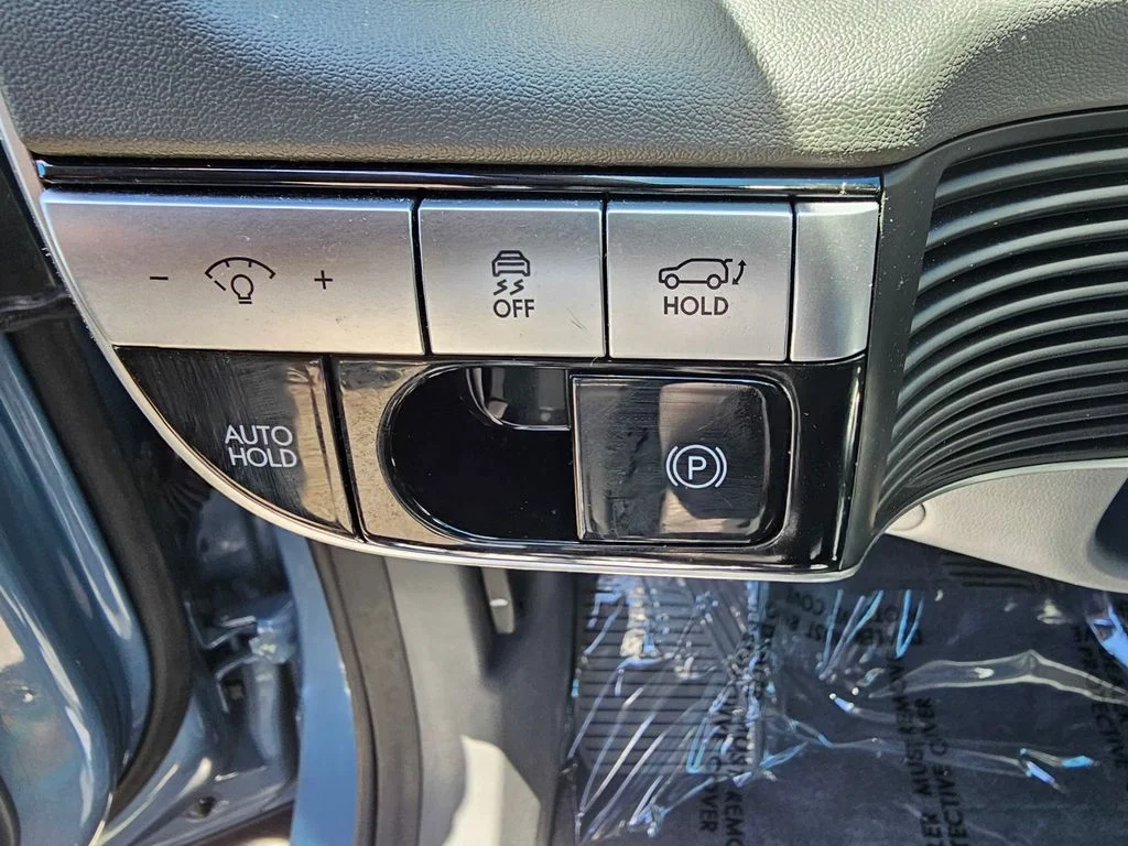 Used 2024 Blue Hyundai SEL image 24