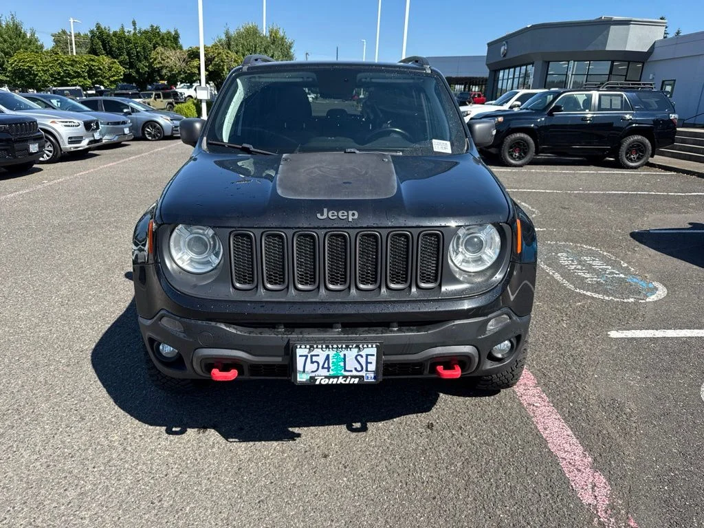 Used 2018 Black Jeep Trailhawk image 2