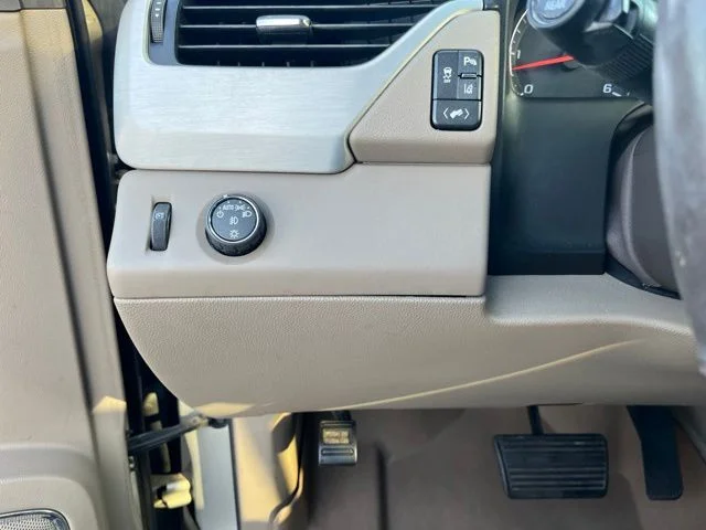 Used 2015 Gold GMC SLT image 27
