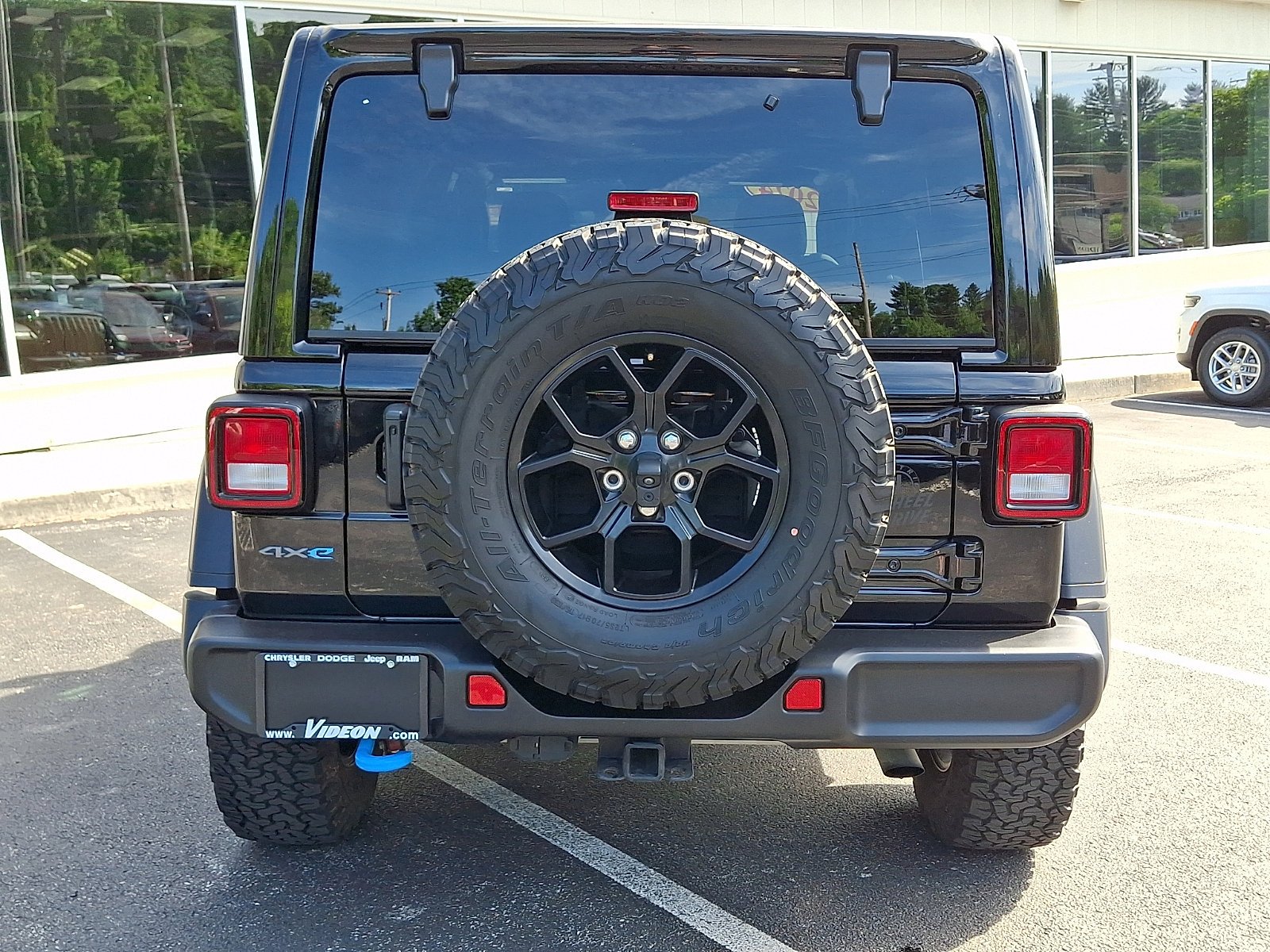 Used 2024 Black Clearcoat Jeep Willys image 5