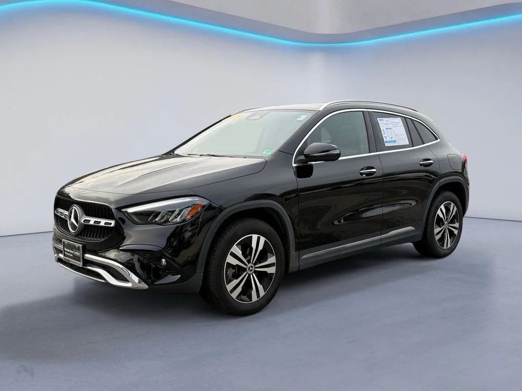 Used 2025 Night Black Mercedes-Benz 250 4MATIC® image 7