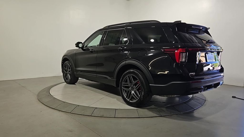 Used 2025 Black Ford ST-Line image 3