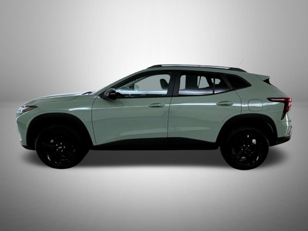 2025 Chevrolet Trax Activ - Photo 9