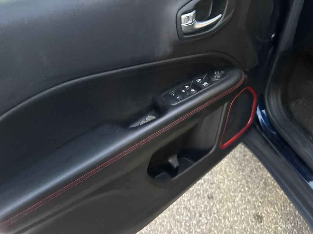 Used 2017 Blue Jeep Trailhawk image 9