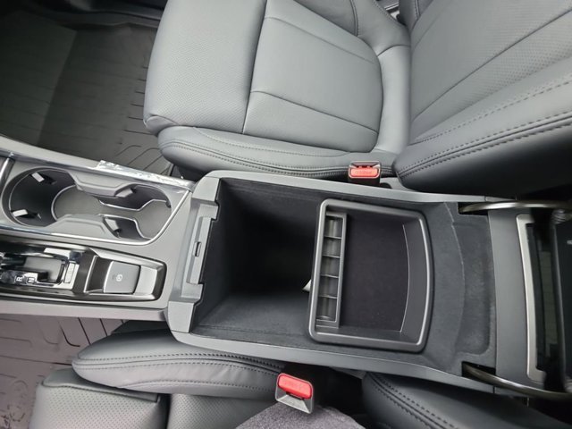 New 2026 SAPPHIRE BLUE PEARL Subaru Onyx Edition Touring 7-Passenger image 23